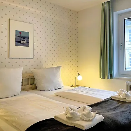 Seeadler 04, Sandwall